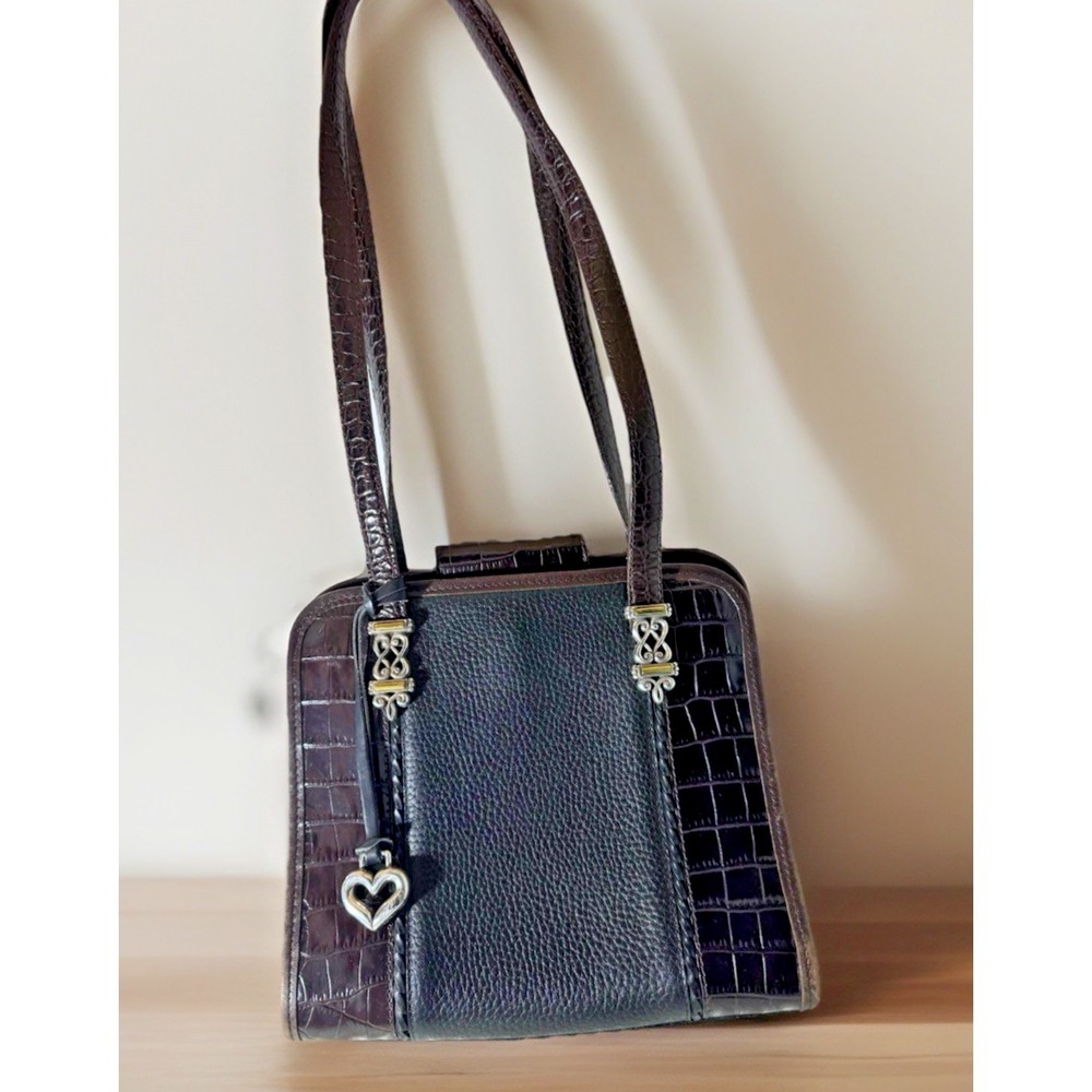 VTG  BRIGHTON Leather Shoulder Bag Black Croc Trim Silver Heart Charm A345923